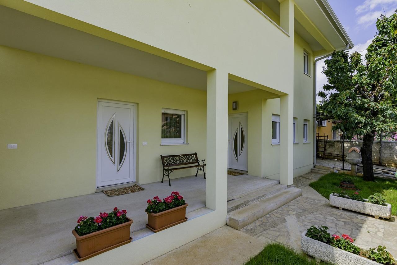 Apartment Kraljevic Умаг Екстер'єр фото