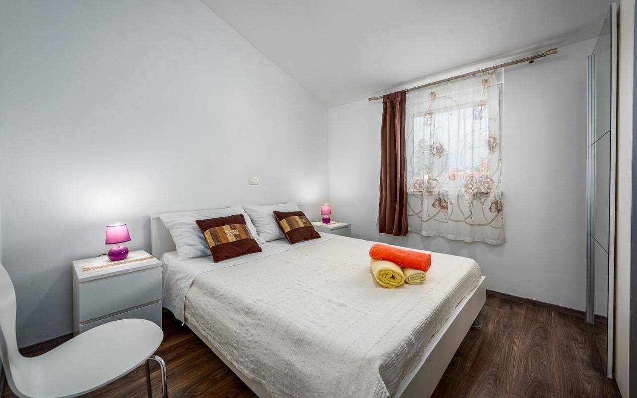 Apartment Kraljevic Умаг Екстер'єр фото